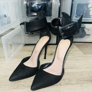 Elegant Black Stiletto Heels